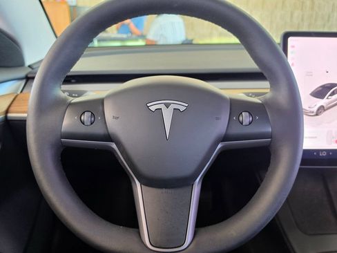 Used 2023 Tesla Model 3 Standard Range RWD image 25