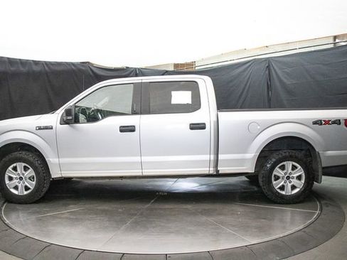Used 2018 Ford F150 XLT w/ Heavy-Duty Payload Package image 9