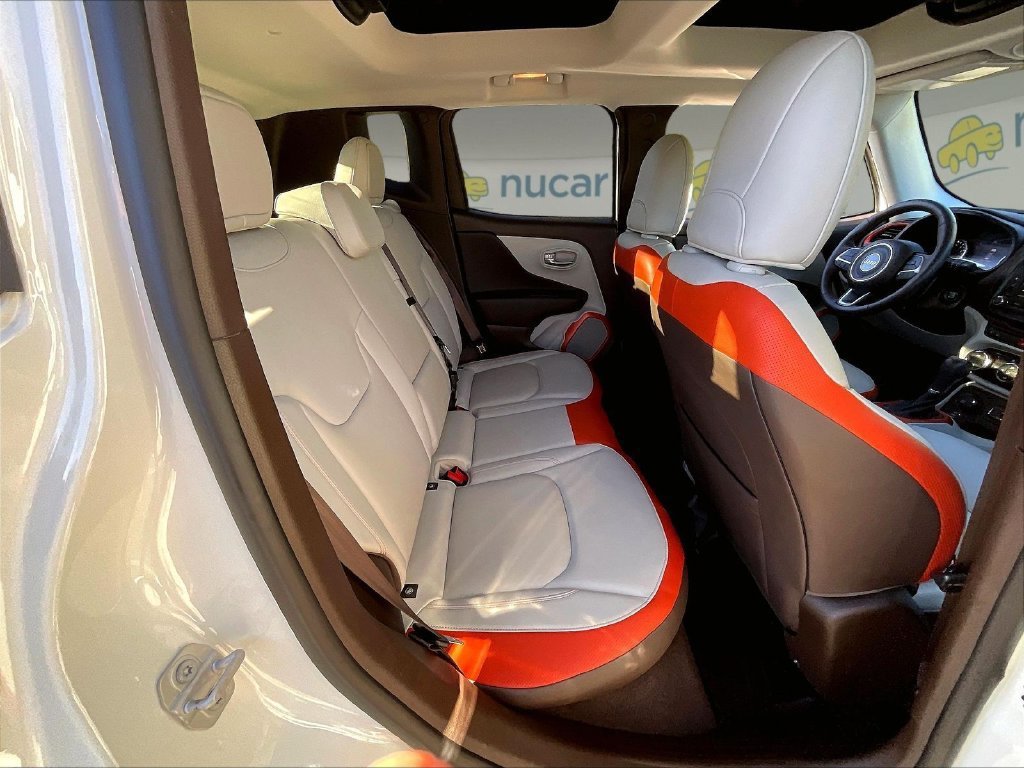 Used 2017 Jeep Renegade Limited AWD/4WD image 16