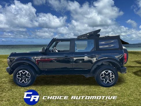 Used 2022 Ford Bronco 4-Door image 3