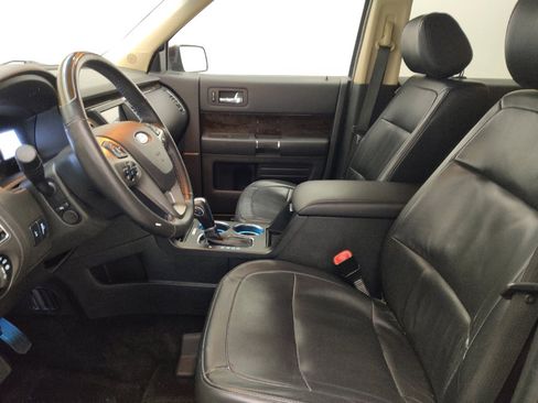 Used 2017 Ford Flex Limited w/ Equipment Group 301A FWD image 17
