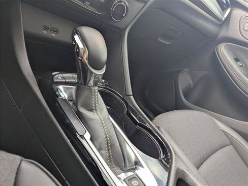 Used 2025 Buick Encore GX Preferred FWD image 10