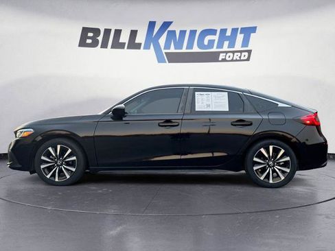 Used 2023 Honda Civic EX-L image 2