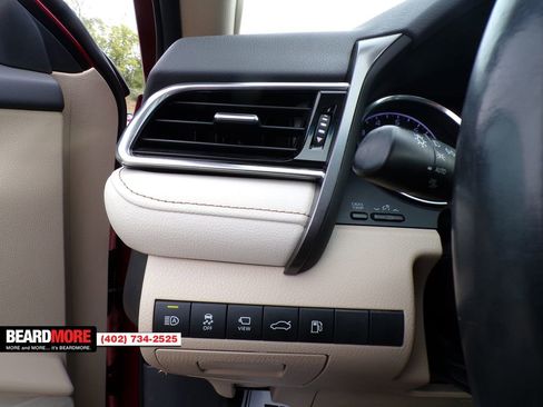 Used 2018 Toyota Camry XSE image 33