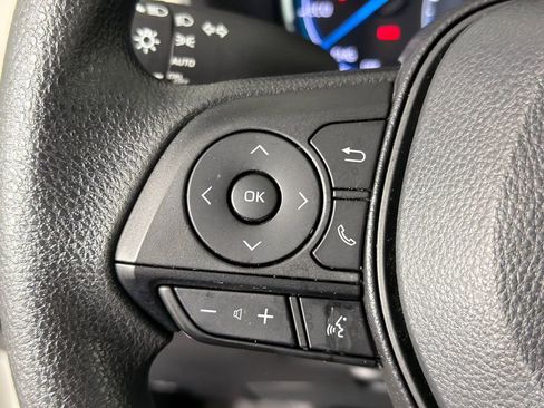 Used 2024 Toyota RAV4 XLE AWD/4WD image 24