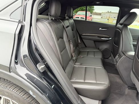 Used 2019 Cadillac XT4 Sport w/ Cold Weather Package FWD image 12