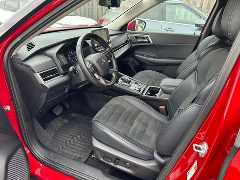Used 2024 Mitsubishi Outlander SE image 10
