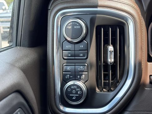 Used 2022 GMC Sierra 2500 Denali w/ Denali Ultimate Package AWD/4WD image 36
