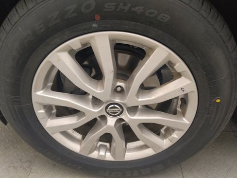 Used 2020 Nissan Rogue SV AWD/4WD image 31