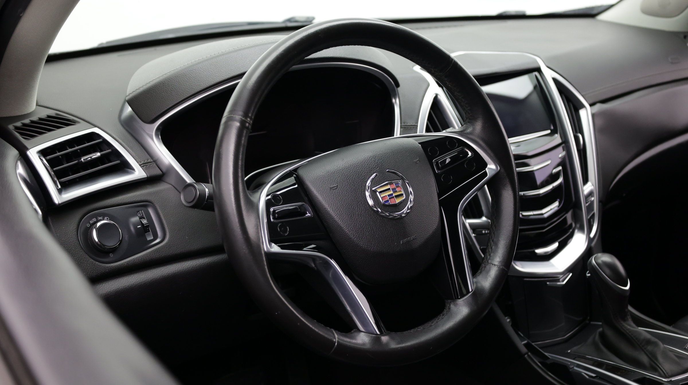 Used 2016 Cadillac SRX FWD image 10