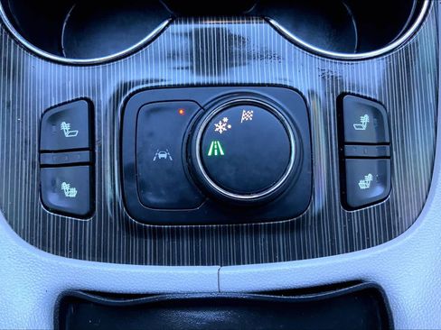 Certified 2021 GMC Acadia SLT image 34