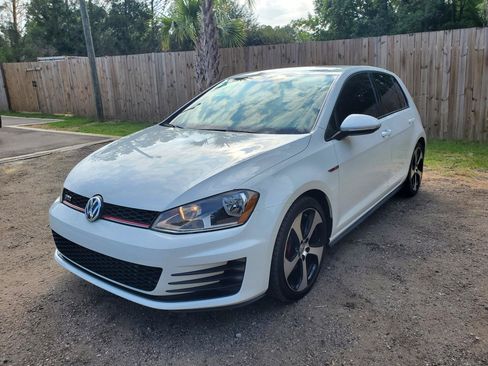 Used 2017 Volkswagen GTI S FWD image 2