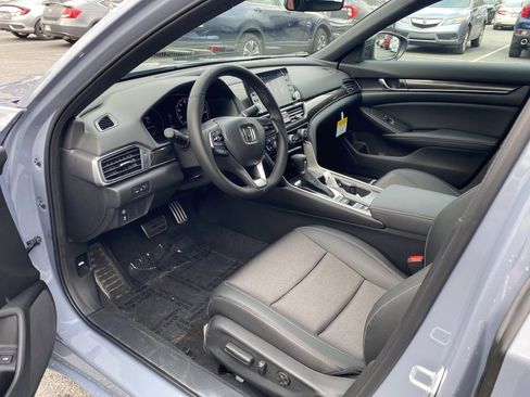 Used 2022 Honda Accord Sport image 30