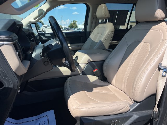 Used 2024 Ford Expedition Max Limited AWD/4WD image 35
