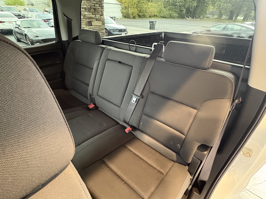 Used 2017 Chevrolet Silverado 1500 LT w/ Texas Edition AWD/4WD image 28