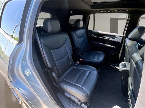 Used 2025 Cadillac XT6 Premium Luxury AWD/4WD image 29