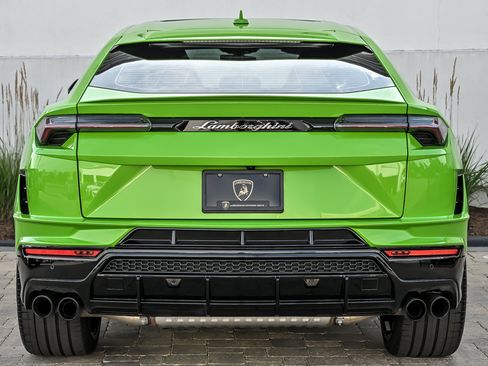 Used 2024 Lamborghini Urus S AWD/4WD image 12