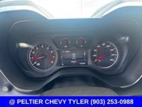 Used 2024 Chevrolet Camaro LT w/ Technology Package RWD image 17