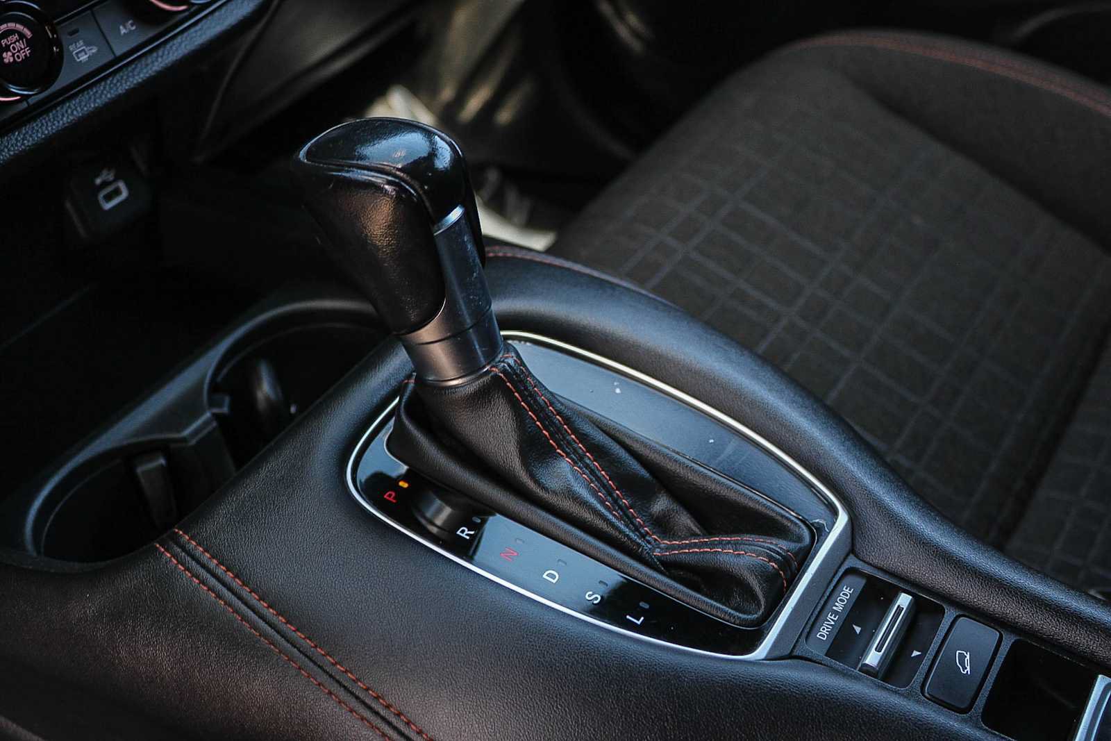 Certified 2024 Honda HR-V Sport image 19
