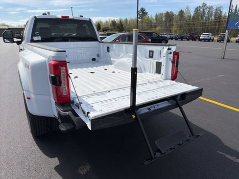 New 2026 Ford F350 XLT w/ 360-Degree Camera Package AWD/4WD image 19