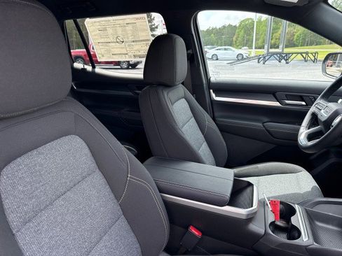 New 2025 GMC Terrain Elevation image 11