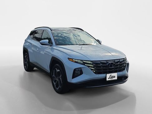 Used 2023 Hyundai Tucson Limited AWD/4WD image 2