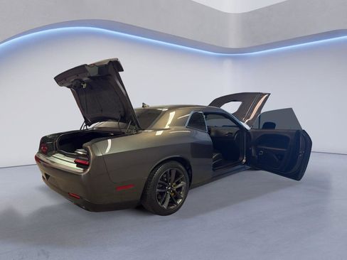Used 2019 Dodge Challenger R/T Scat Pack w/ Shaker Package RWD image 12