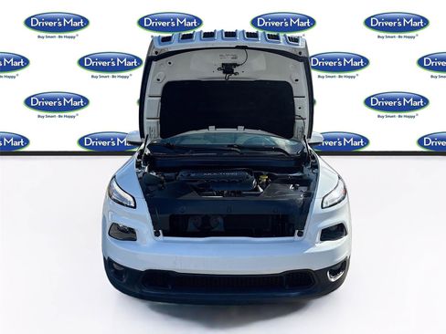 Used 2017 Jeep Cherokee Latitude image 33