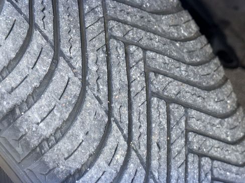 Used 2015 Nissan Juke SV image 31