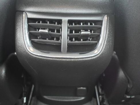 Used 2023 Chevrolet Malibu LT image 33