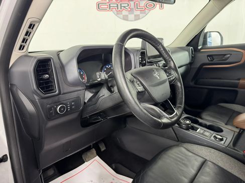 Used 2022 Ford Bronco Sport Outer Banks w/ Tech Package AWD/4WD image 10