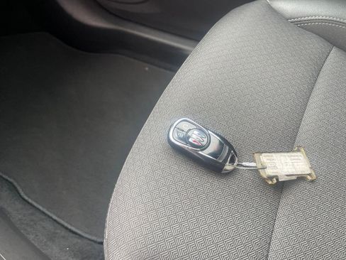 Used 2025 Buick Encore GX Preferred image 22