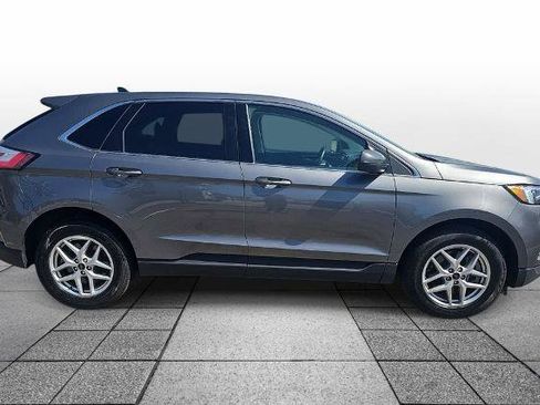 Certified 2024 Ford Edge SEL AWD/4WD image 4