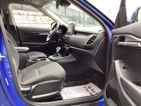 Used 2022 Kia Seltos LX image 15