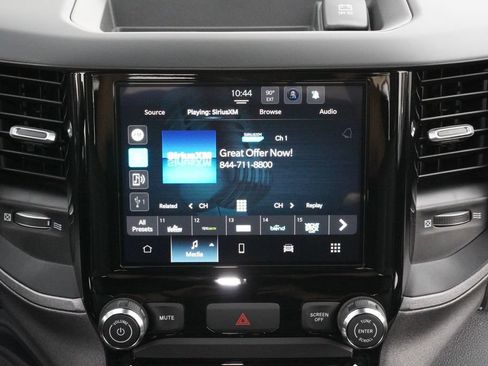 Used 2026 RAM 2500 Tradesman w/ Chrome Appearance Group AWD/4WD image 15