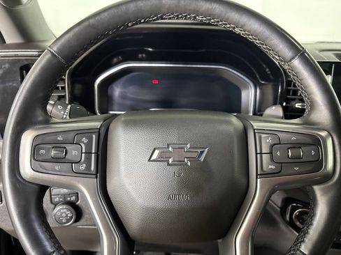 Used 2024 Chevrolet Silverado 1500 LT Trail Boss w/ Dark Appearance Package AWD/4WD image 11