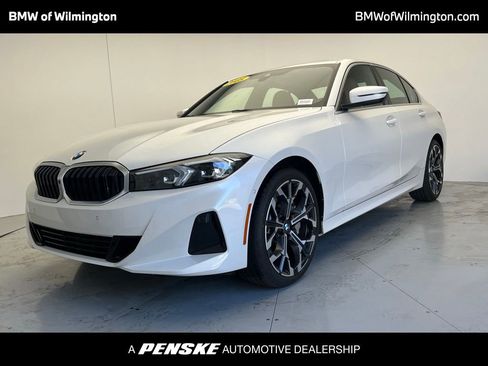 Used 2025 BMW 330i Sedan image 1