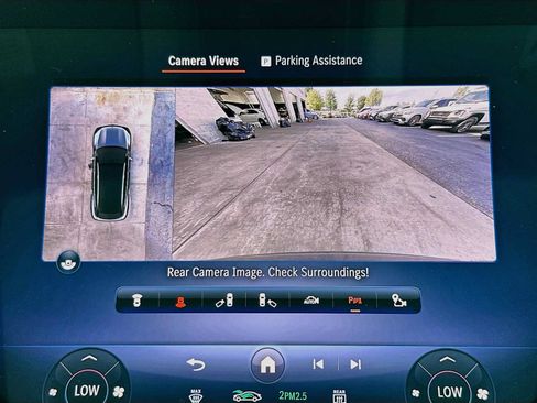 Used 2023 Mercedes-Benz EQS 580 4MATIC SUV w/ Pinnacle Trim Package image 14