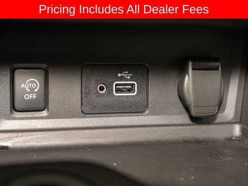 Used 2025 Nissan Sentra S FWD image 13