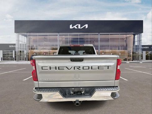 Used 2023 Chevrolet Silverado 1500 LT image 7