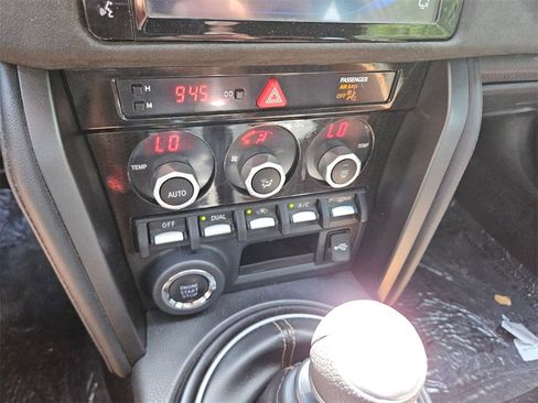 Used 2020 Toyota 86 image 20