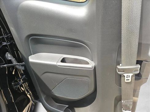 Used 2021 Chevrolet Colorado W/T w/ WT Convenience Package image 8