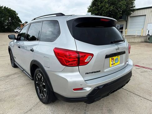 Used 2019 Nissan Pathfinder SV w/ Rock Creek Edition FWD image 5
