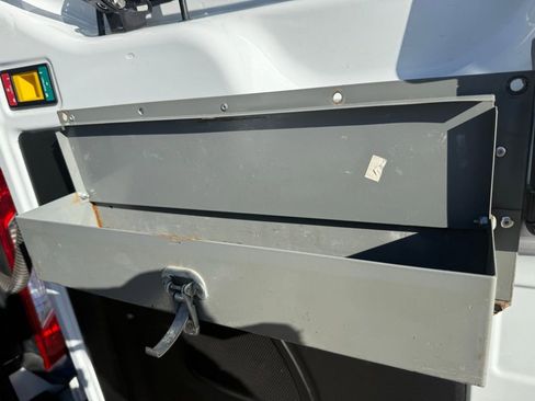 Used 2018 Ford Transit 250 130 Low Roof w/ Exterior Upgrade Package image 28