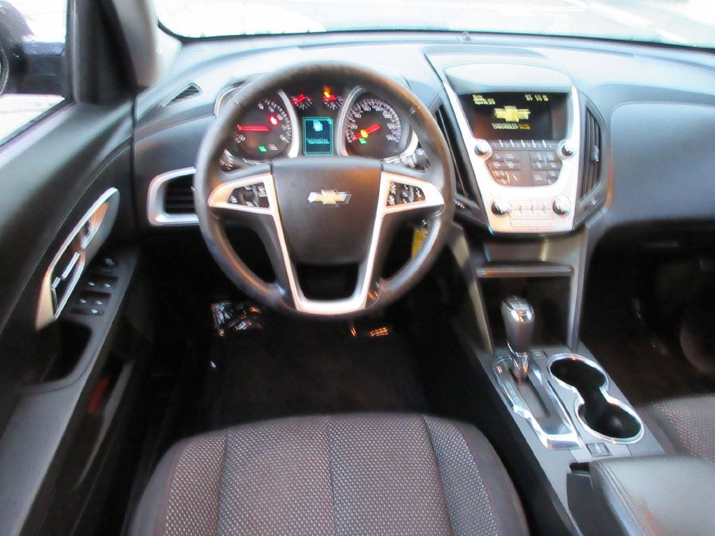 Used 2025 Chevrolet Equinox LT w/ Convenience Package II FWD image 15