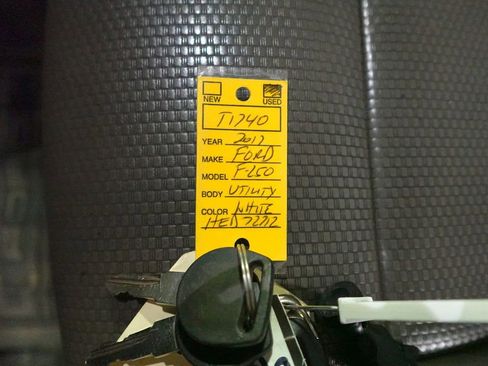 Used 2017 Ford F250 XL w/ Power Equipment Group image 24