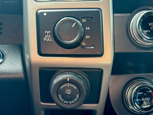 Used 2020 Ford F150 Lariat w/ Equipment Group 502A Luxury image 37