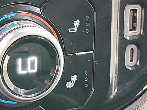 Used 2024 GMC Sierra 1500 SLE AWD/4WD image 34