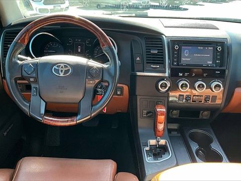 Used 2019 Toyota Sequoia Platinum image 6