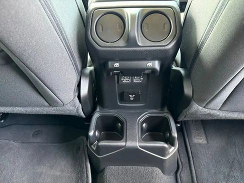 Used 2023 Jeep Wrangler Unlimited Sahara w/ Cold Weather Group AWD/4WD image 32